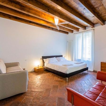 Casa Viola Apartment Bergamo Bagian luar foto